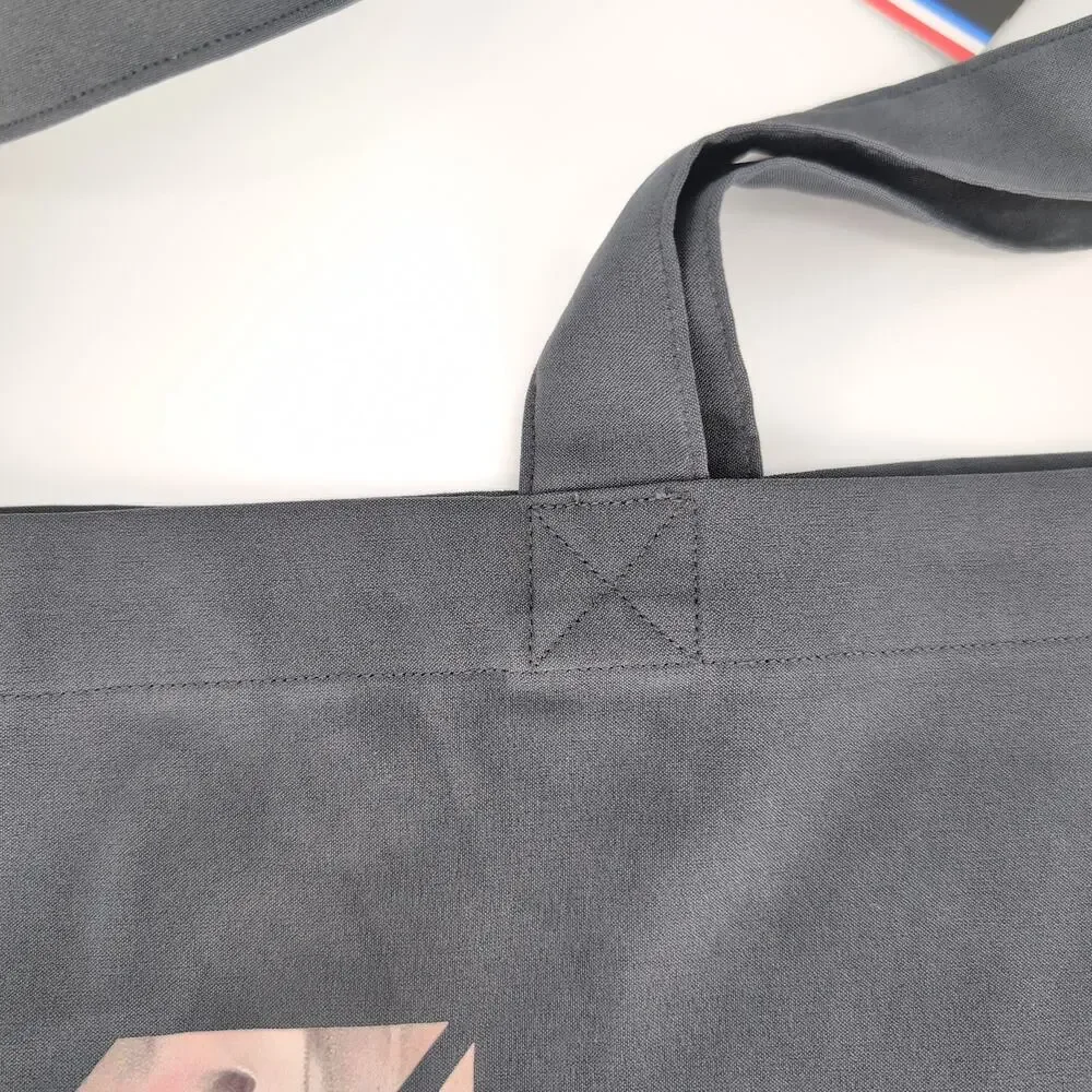 4 Laps/Four Laps Gray/Grey with Pink Camo Logo 2-Way Stretch Signature Tote NWT